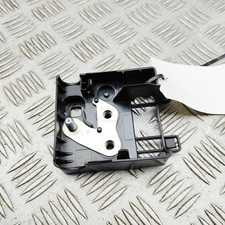 BMW XM G09 Plus Batterieklemme